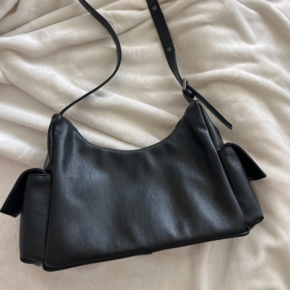 SAMO ONDOH Pocket Mug Bag M (Nappa Black) - Picture 8 of 9